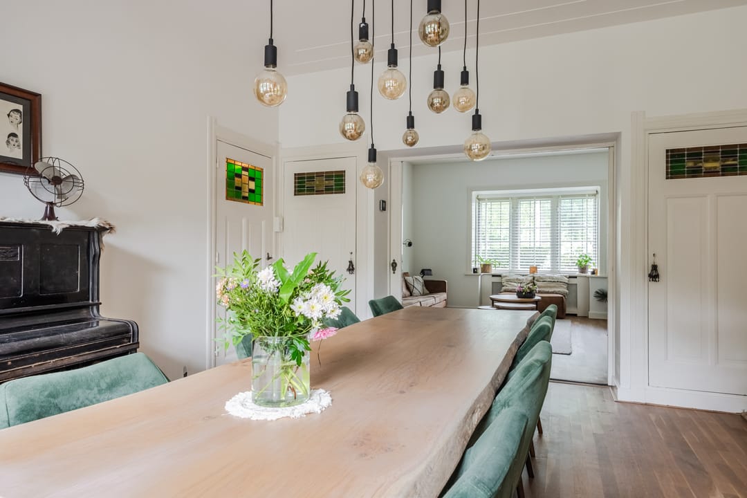 Authentic Architect-Designed Corner House in Desirable Tivoli Neighborhood — 23