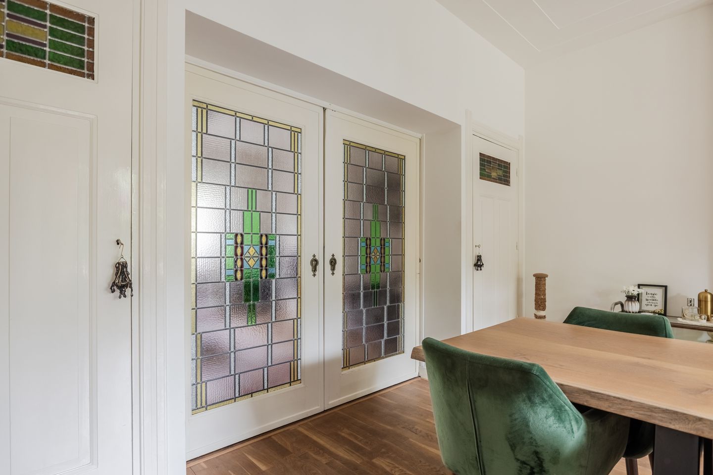 Authentic Architect-Designed Corner House in Desirable Tivoli Neighborhood — 25