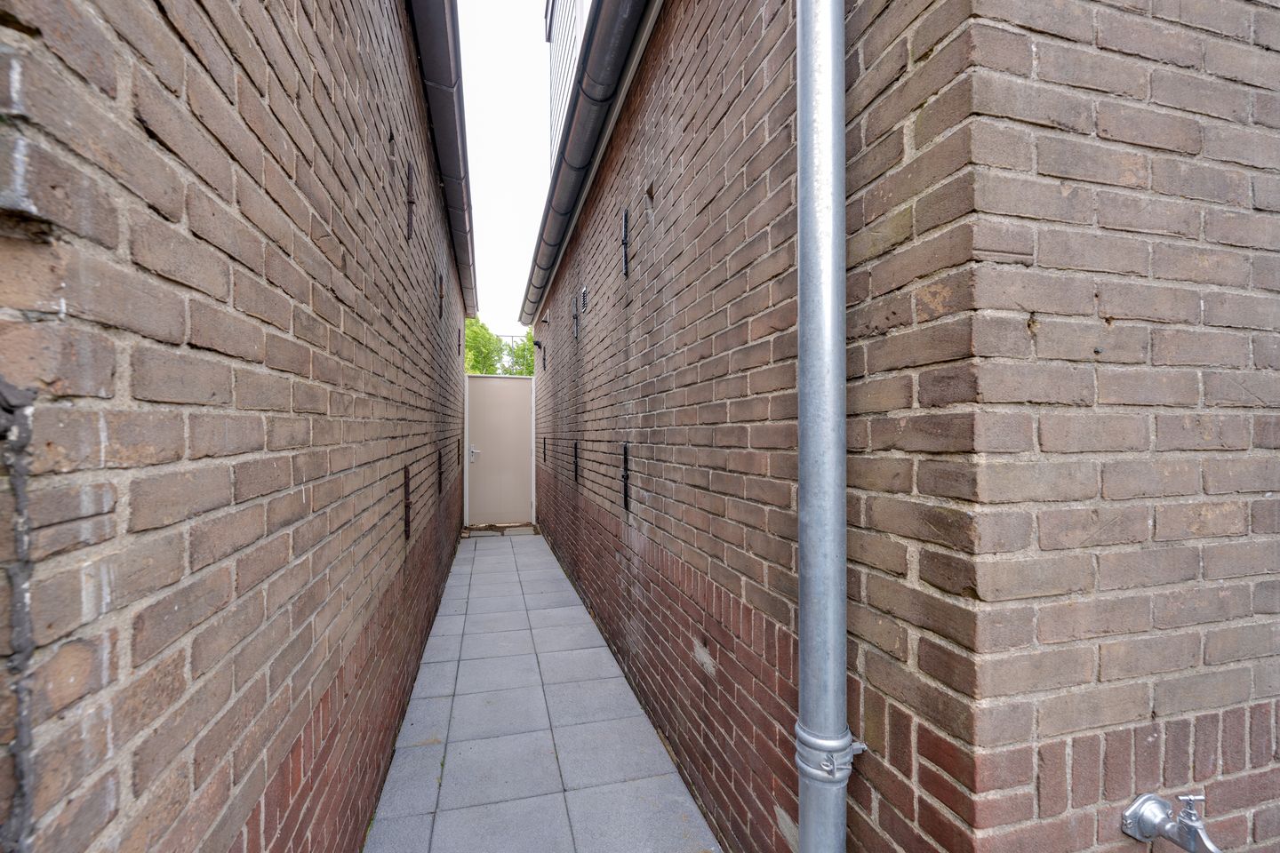 Photo 34 of St Lambertusstraat 6