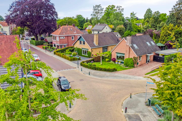 Foto 4 van Jan Tooropstraat 3