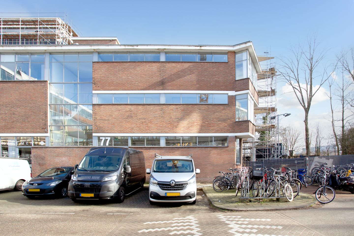 Bekijk foto 2 van Generaal Vetterstraat 77-D