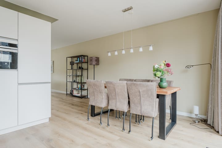 Twee-onder-één-kap te koop: Meineszstraat 37, Heerenveen