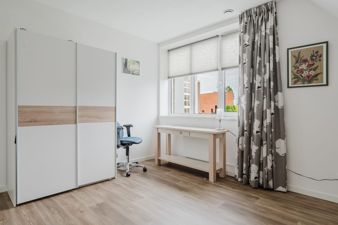 Photo 32 of Meineszstraat 37