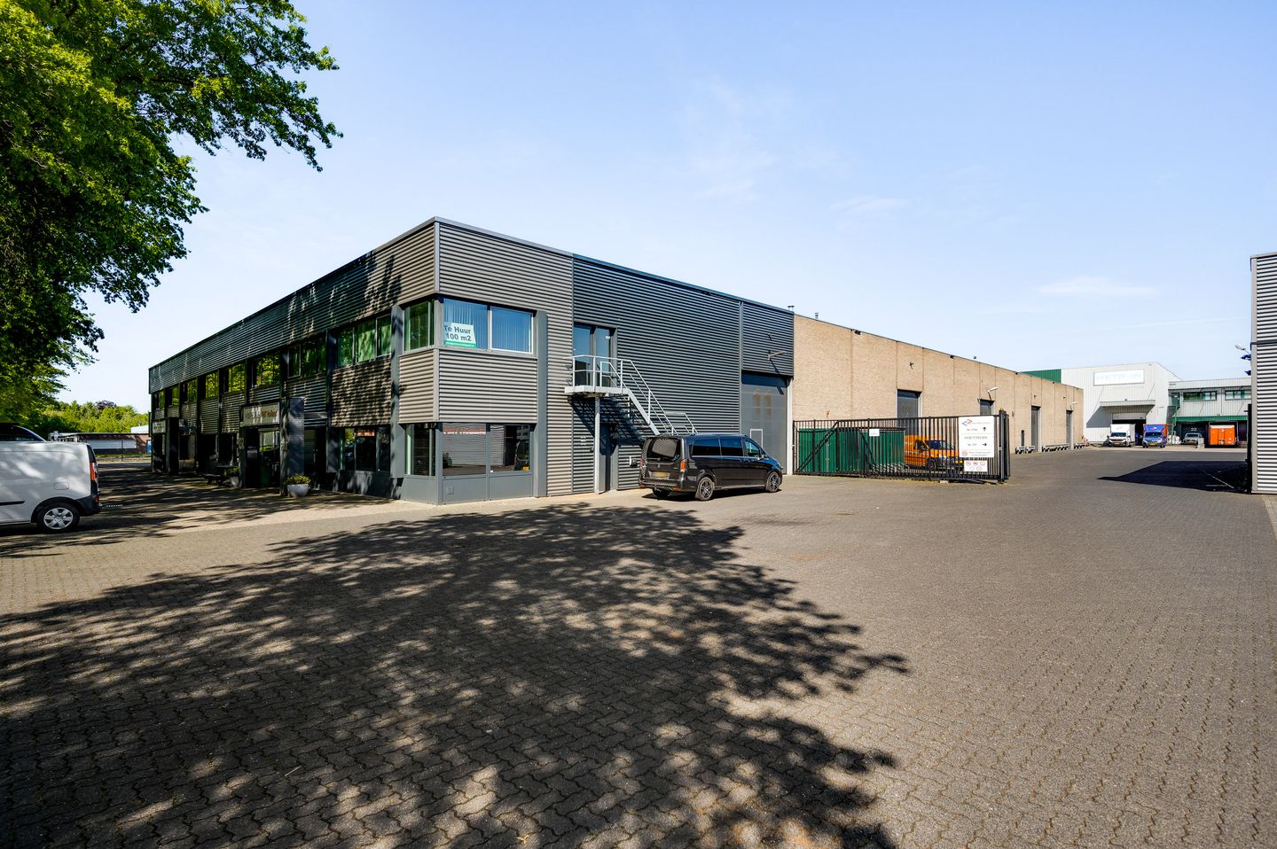 Bekijk foto 1 van Graafschap Hornelaan 137