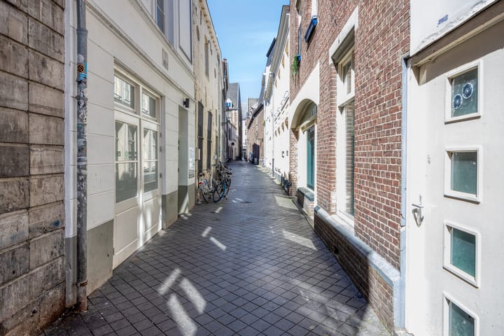 Foto 4 van Leliestraat 24-C02