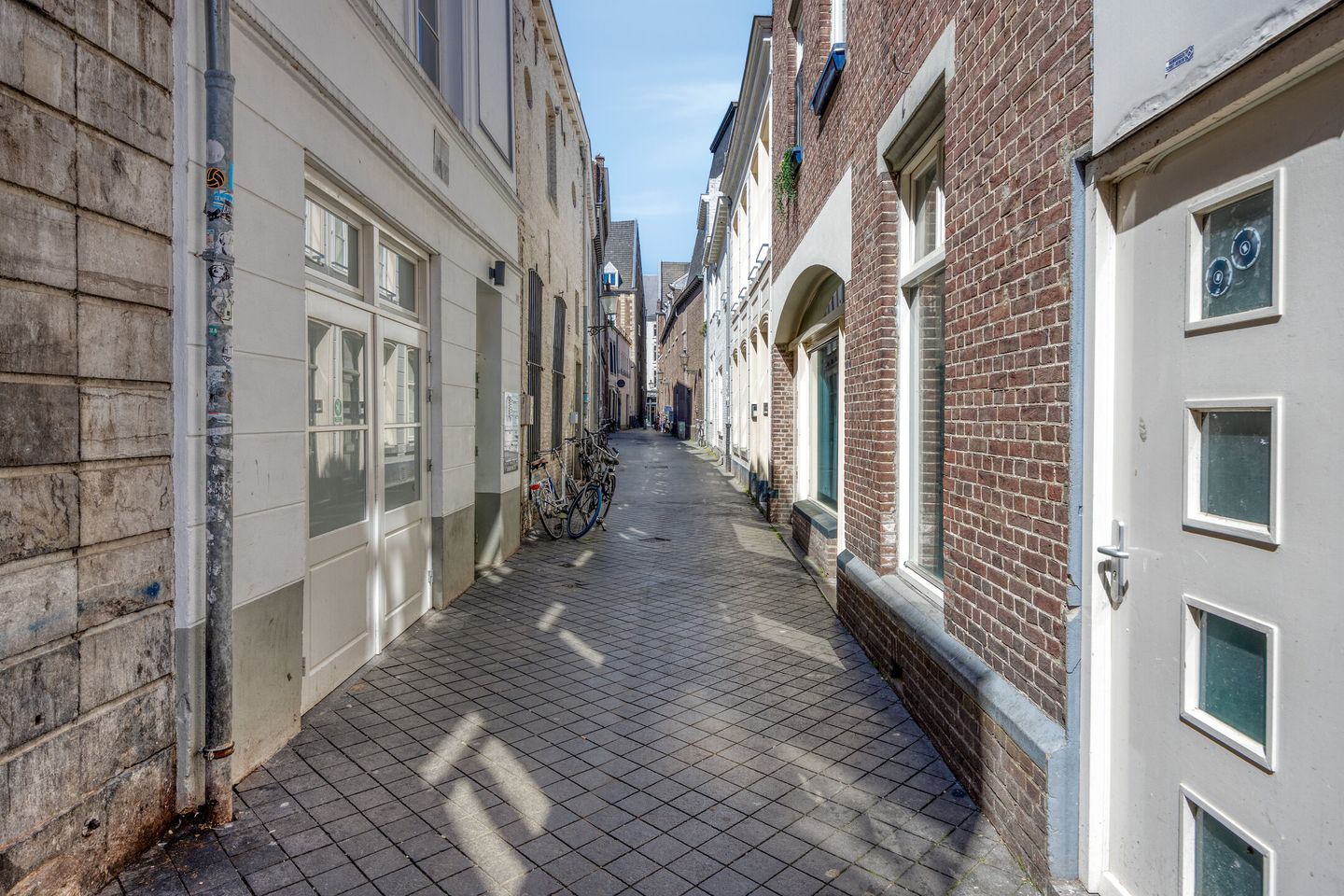 Foto 4 van Leliestraat 24-C03