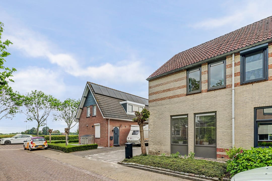 Photo 2 of Pontiaanstraat 6