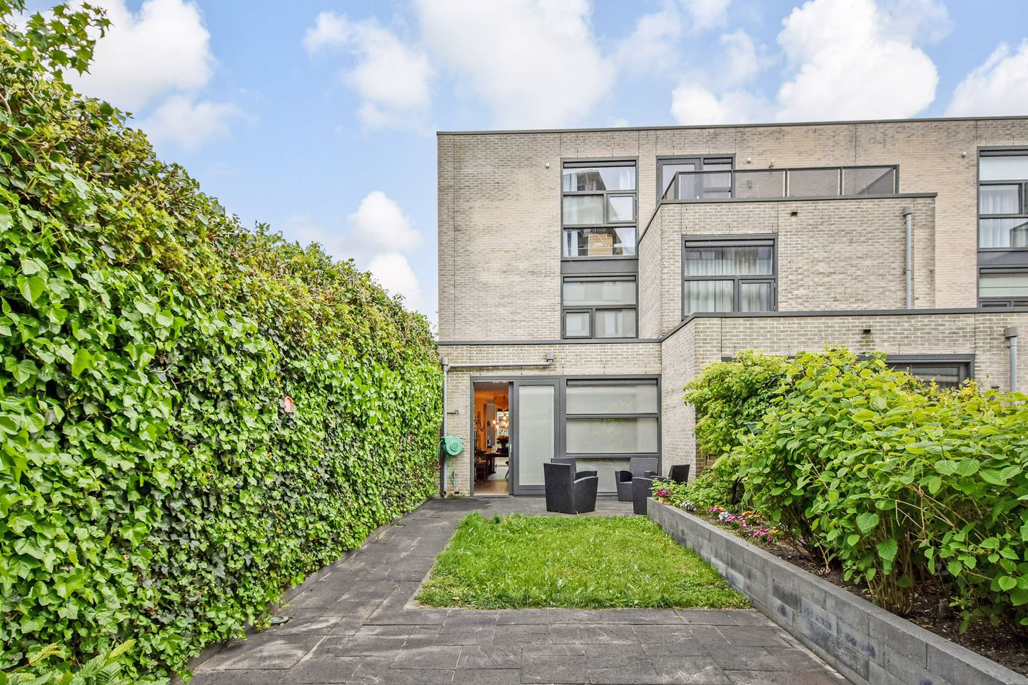Foto 40 van Pieter de Voisstraat 1