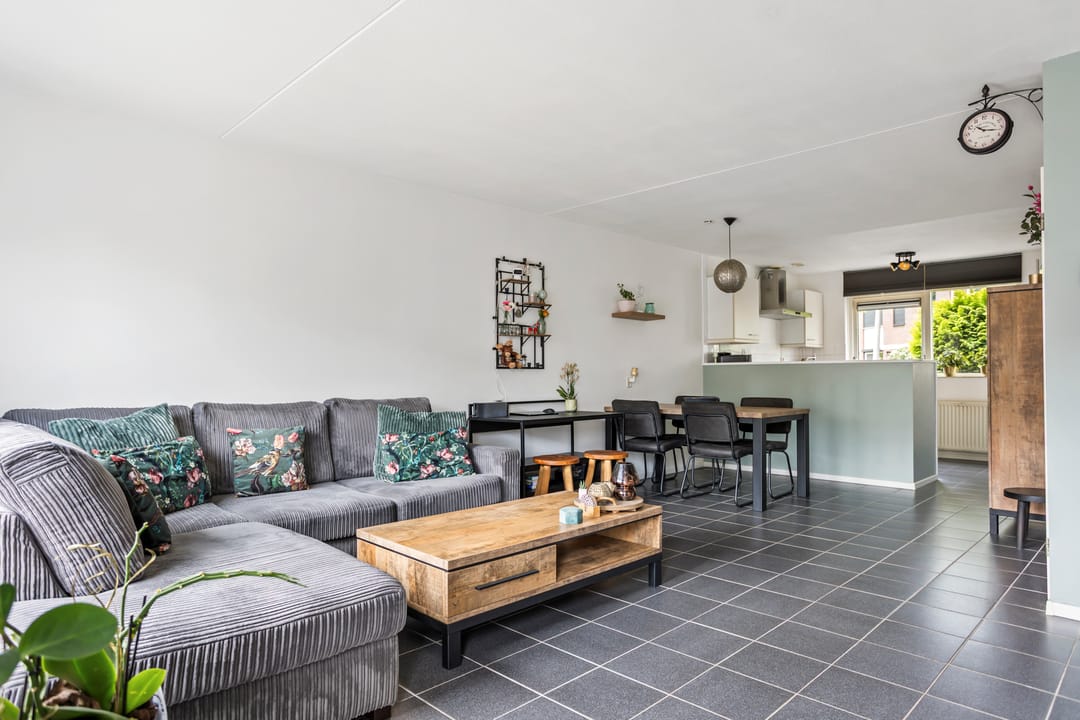 Photo 11 of Meynertzhagenstraat 7
