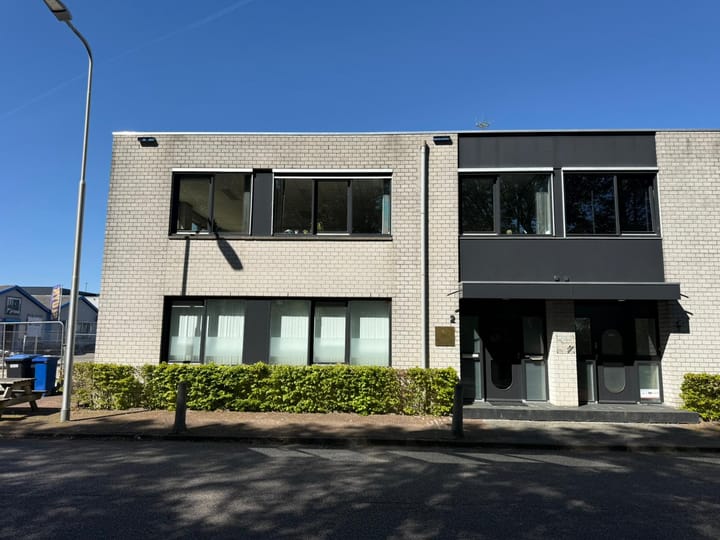 Jan Tomstraat 4, Lekkerkerk