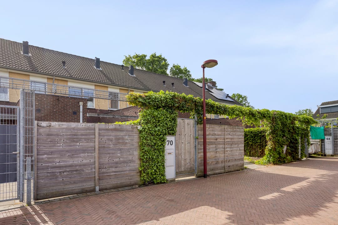 Photo 2 of Amerstraat 70