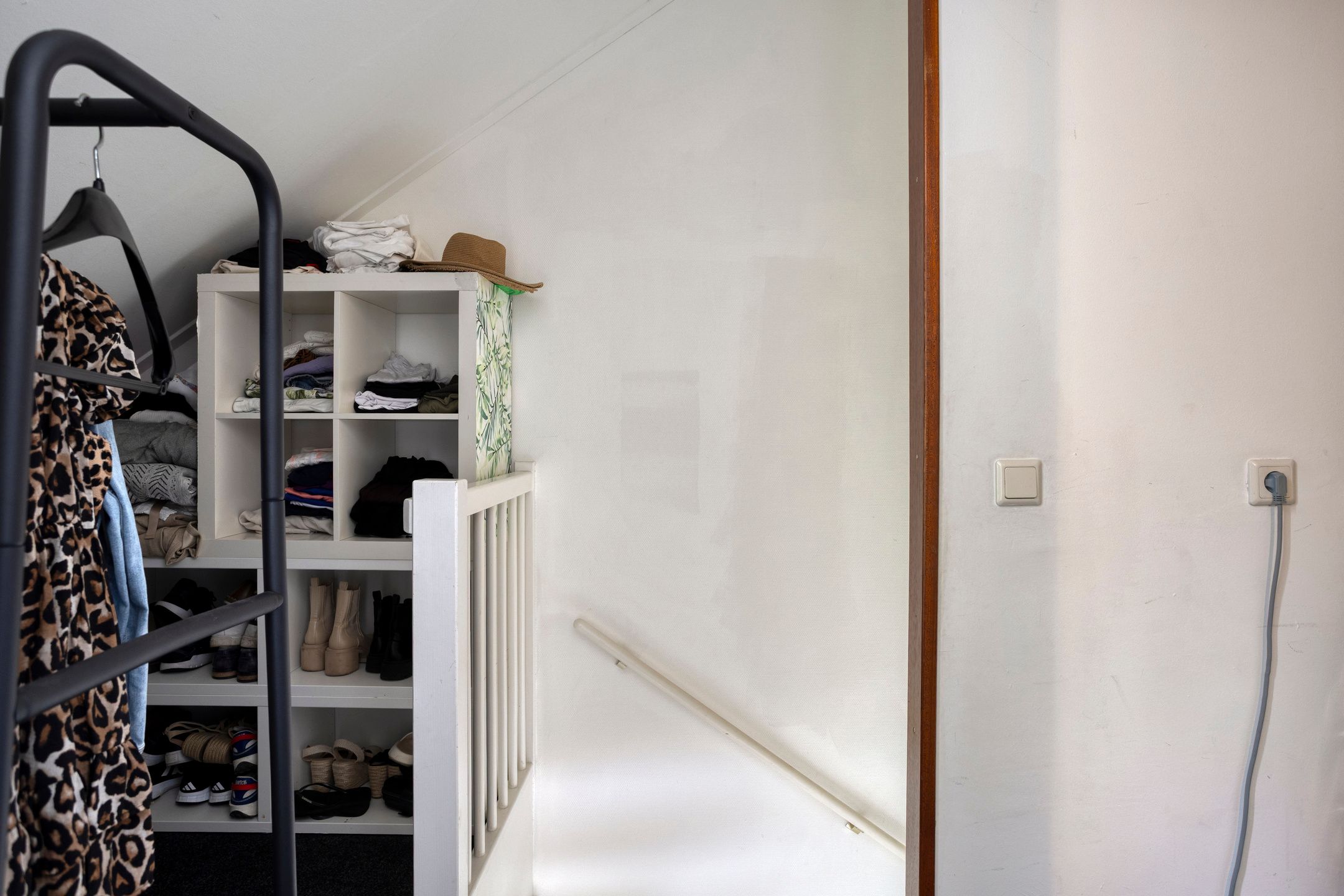 Spacious Modern Terraced House in Quiet Green Residential Area — 30