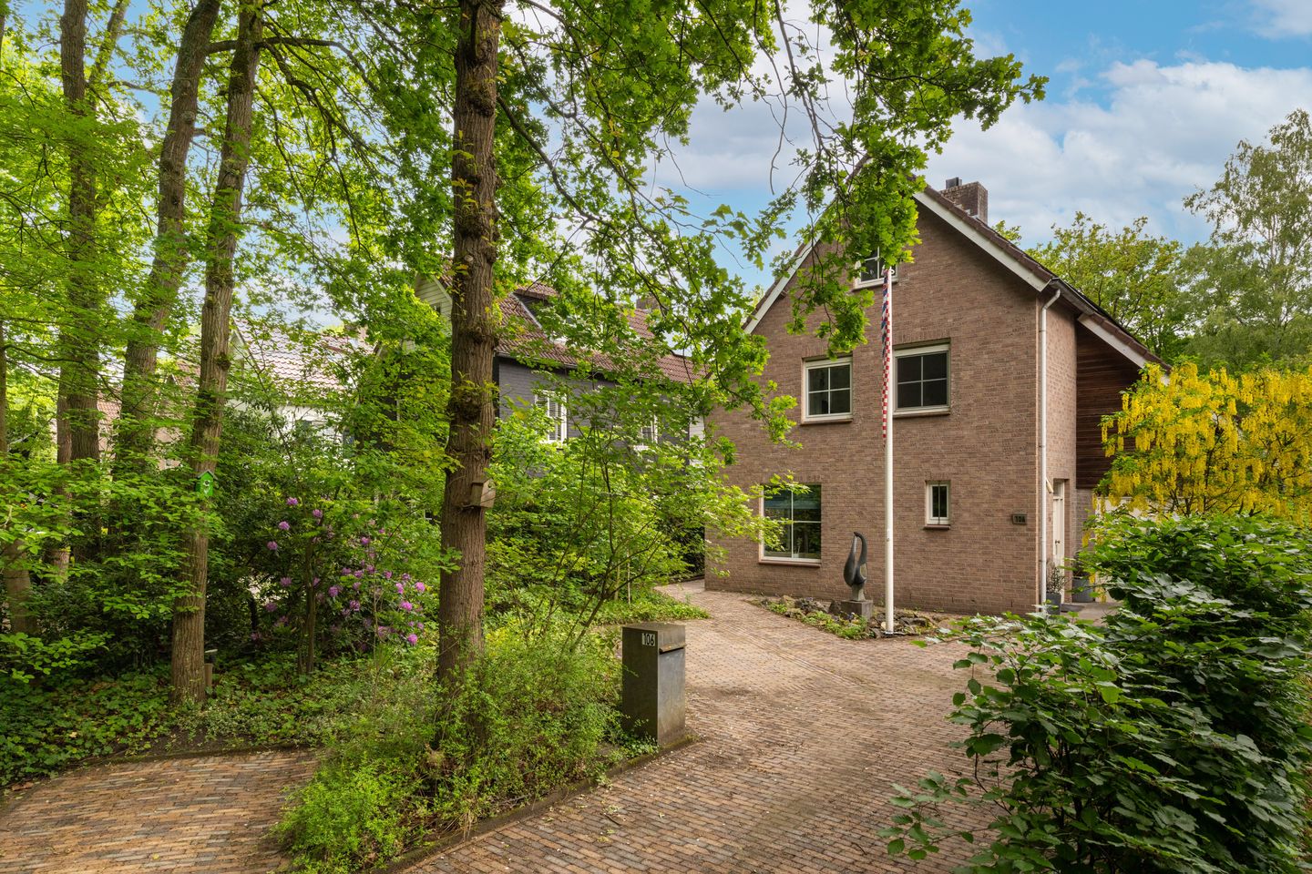 Foto 1 van Lekkerbeetjenlaan 106