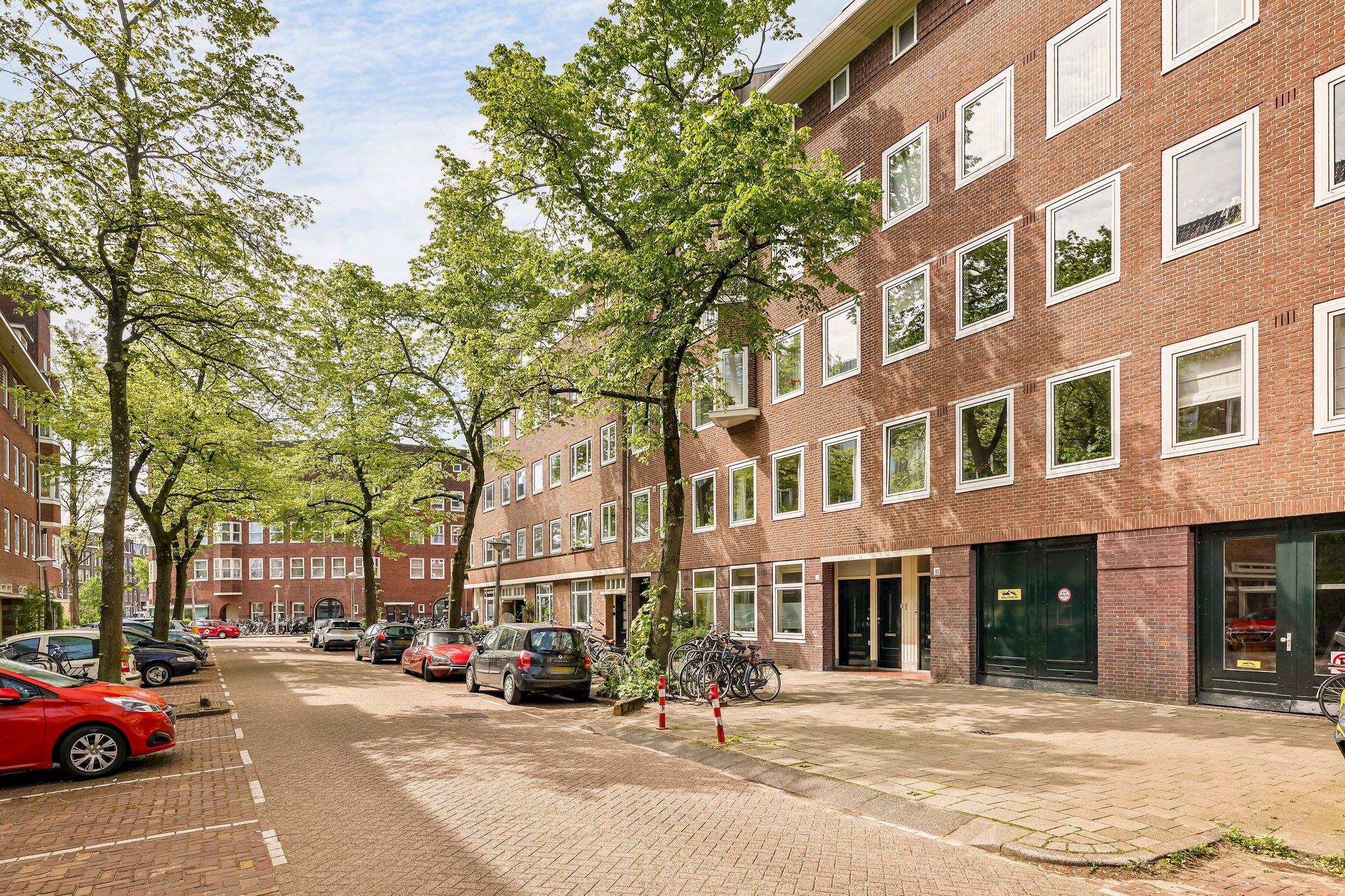 Photo 21 of Stuyvesantstraat 11-1