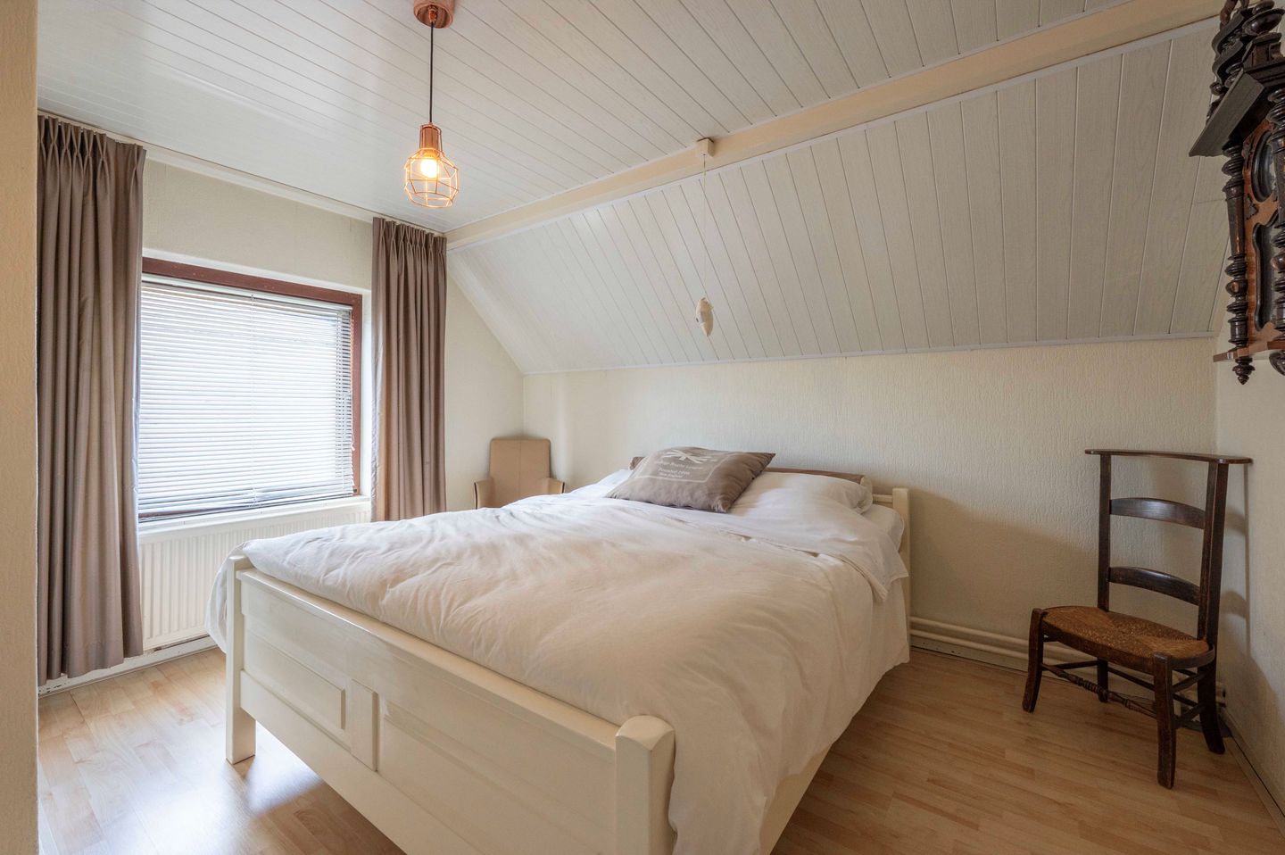 Foto 40 van Onze Lieve Vrouwestraat 76