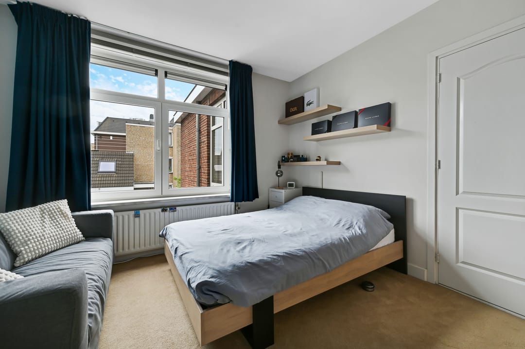 Photo 32 of Willemstraat 50