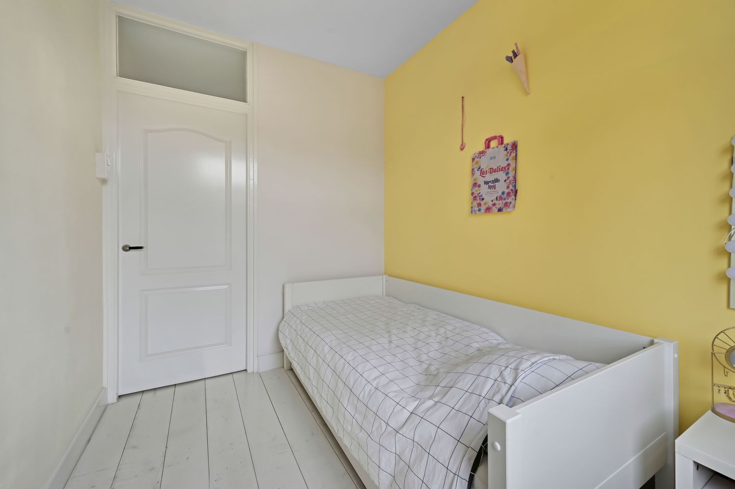 Photo 35 of Willemstraat 50