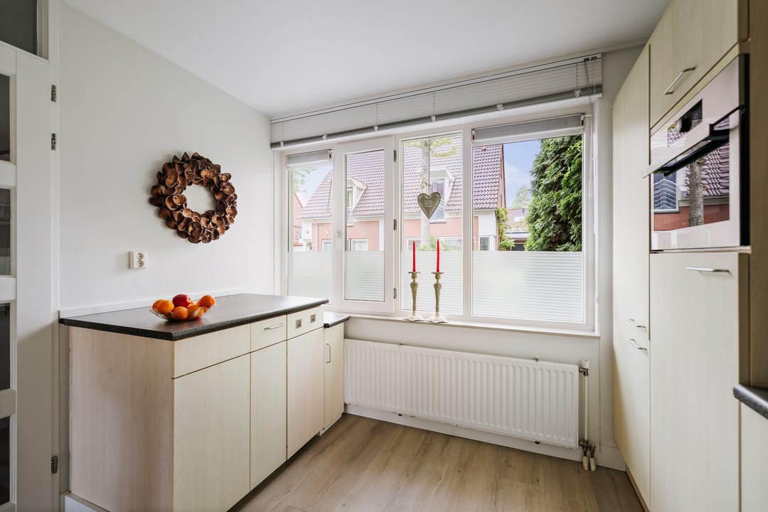 Photo 11 of Verschoorstraat 26