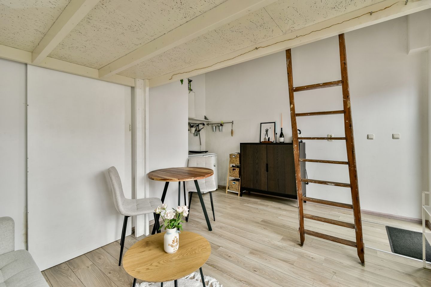 Photo 20 of Derkinderenstraat 134