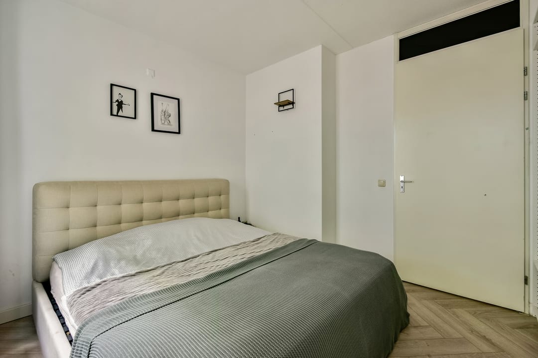 Photo 11 of Derkinderenstraat 134