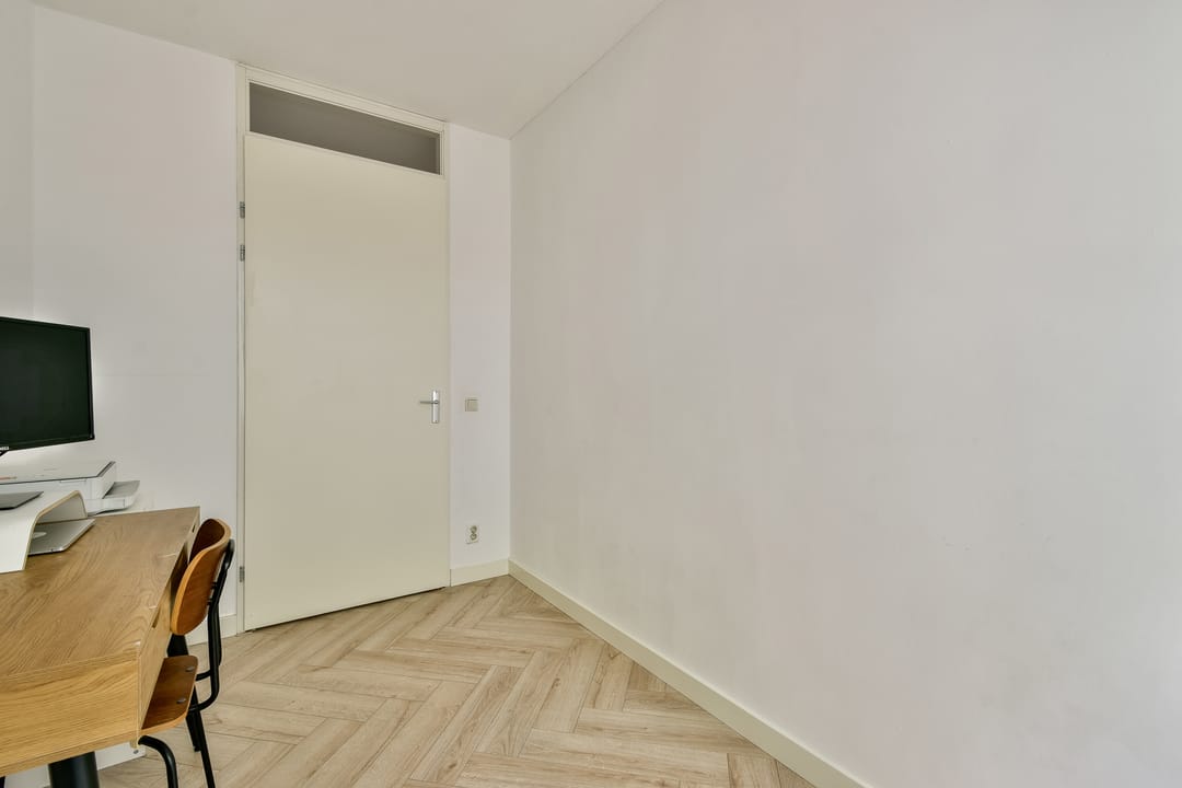 Photo 16 of Derkinderenstraat 134