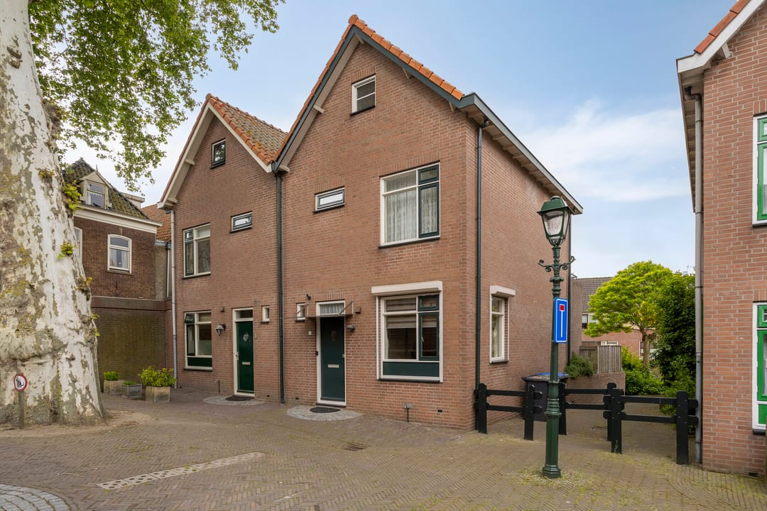Foto 1 van Kerkplein 2