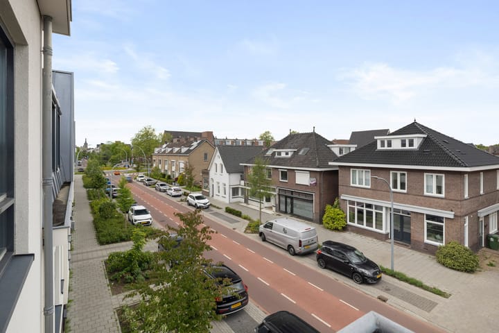 Photo 2 of Karel Mollenstraat Noord 43