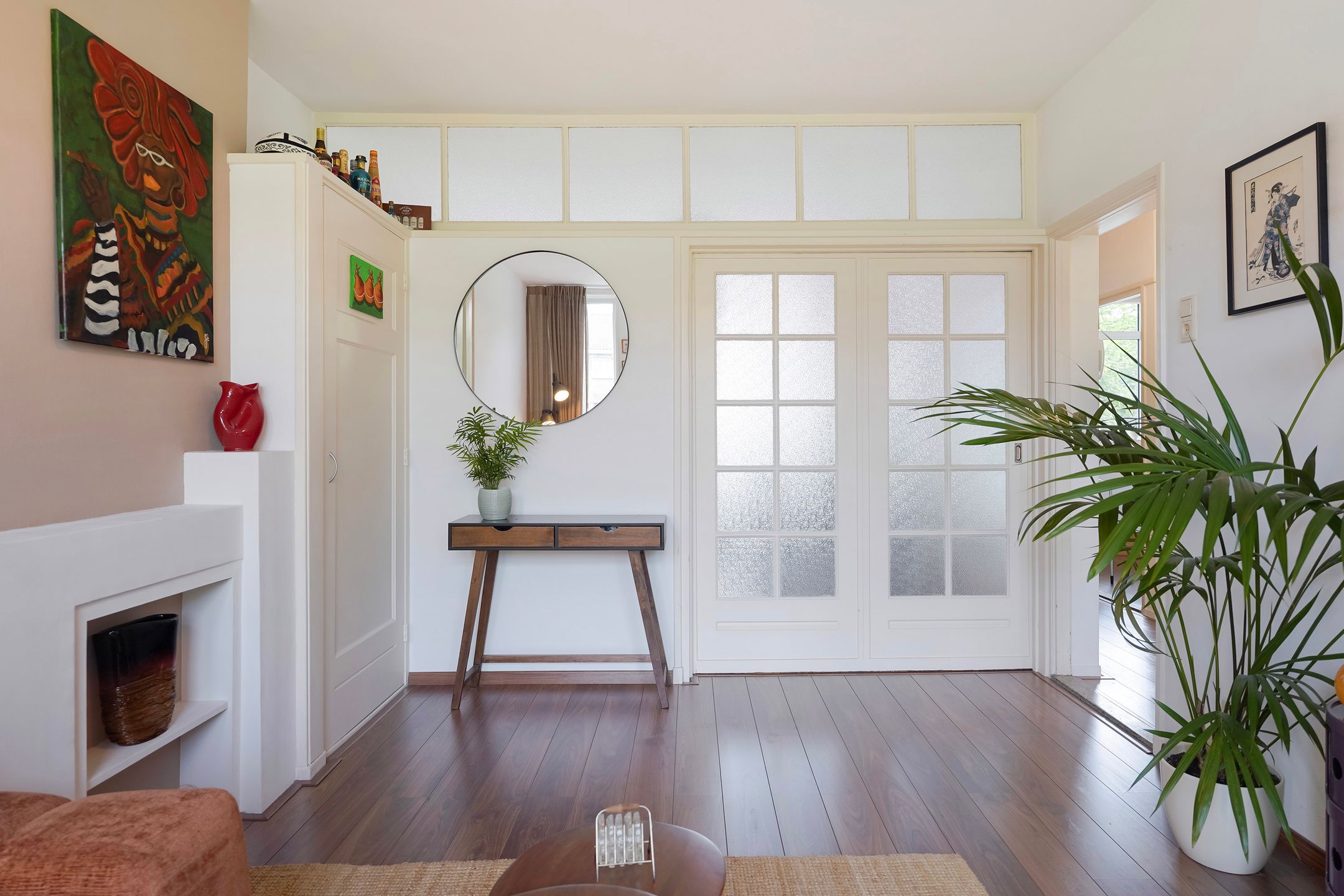 Bright Apartment with South-Facing Balcony in Central Rotterdam — 24