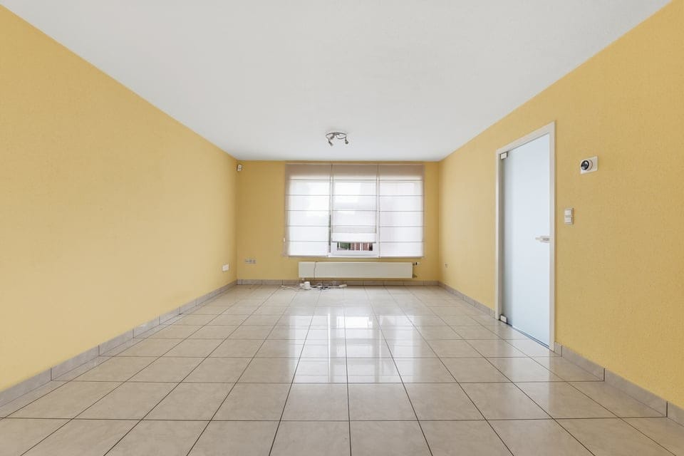 Well-maintained terraced home with 3 bedrooms, garage and garden in Riemst — 13