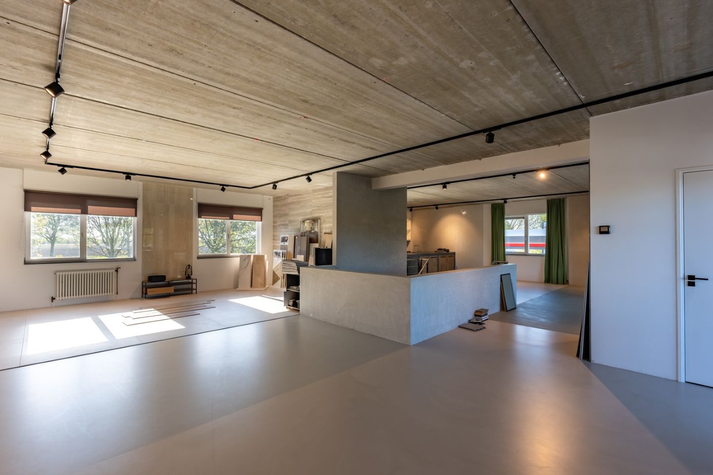 View photo 3 of Cornelis de Vriesweg 51-D