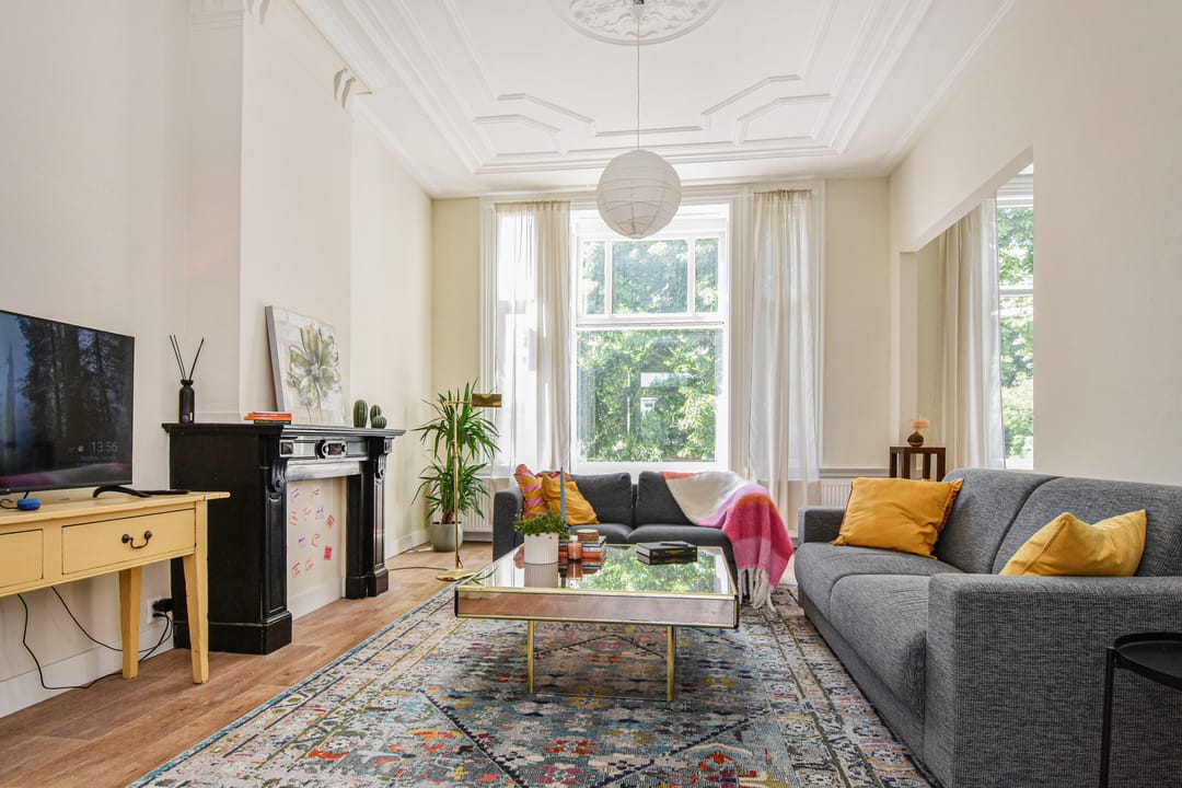 Exceptional 5-story townhouse in prestigious Duinoord with rental income potential — 41