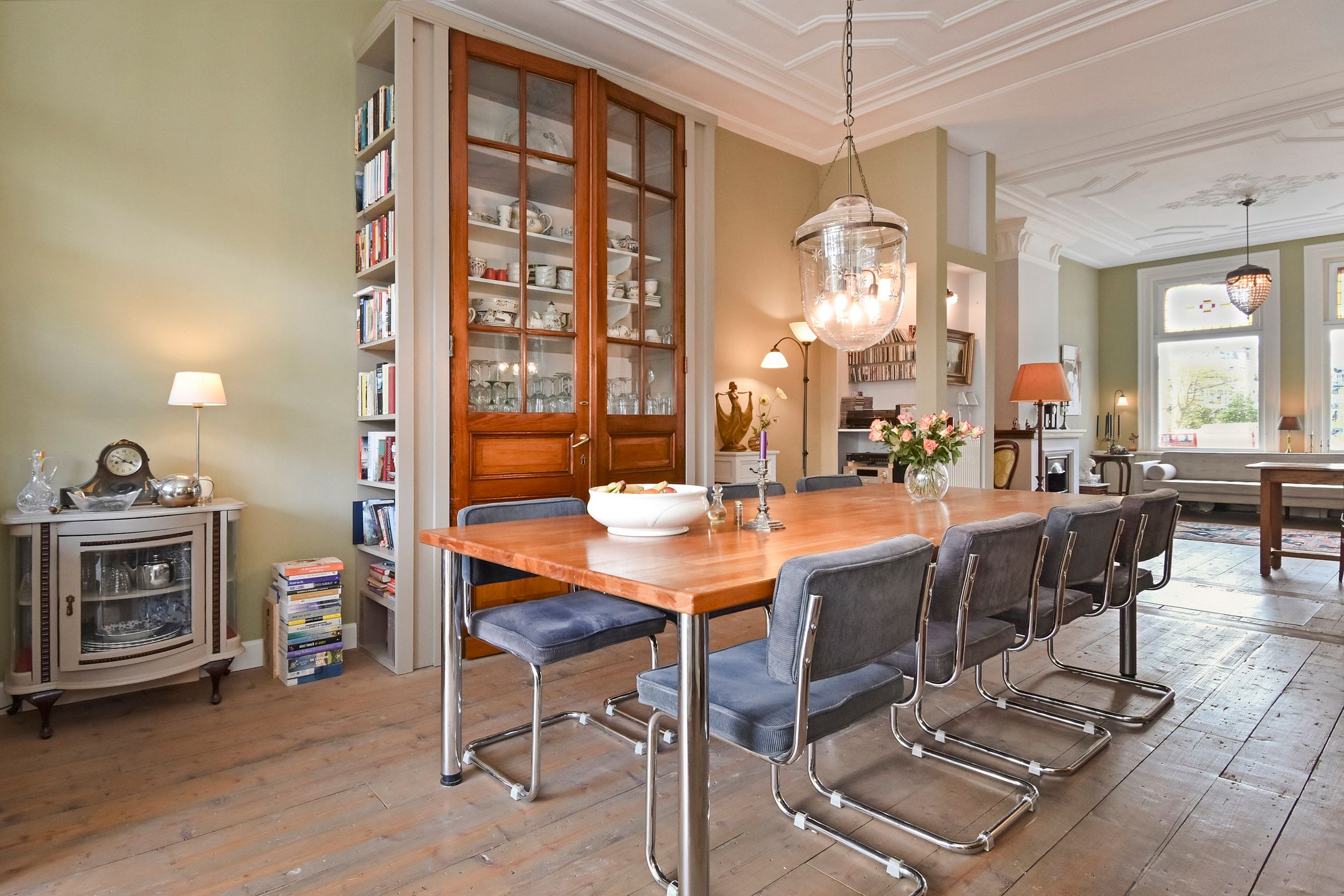 Exceptional 5-story townhouse in prestigious Duinoord with rental income potential — 15