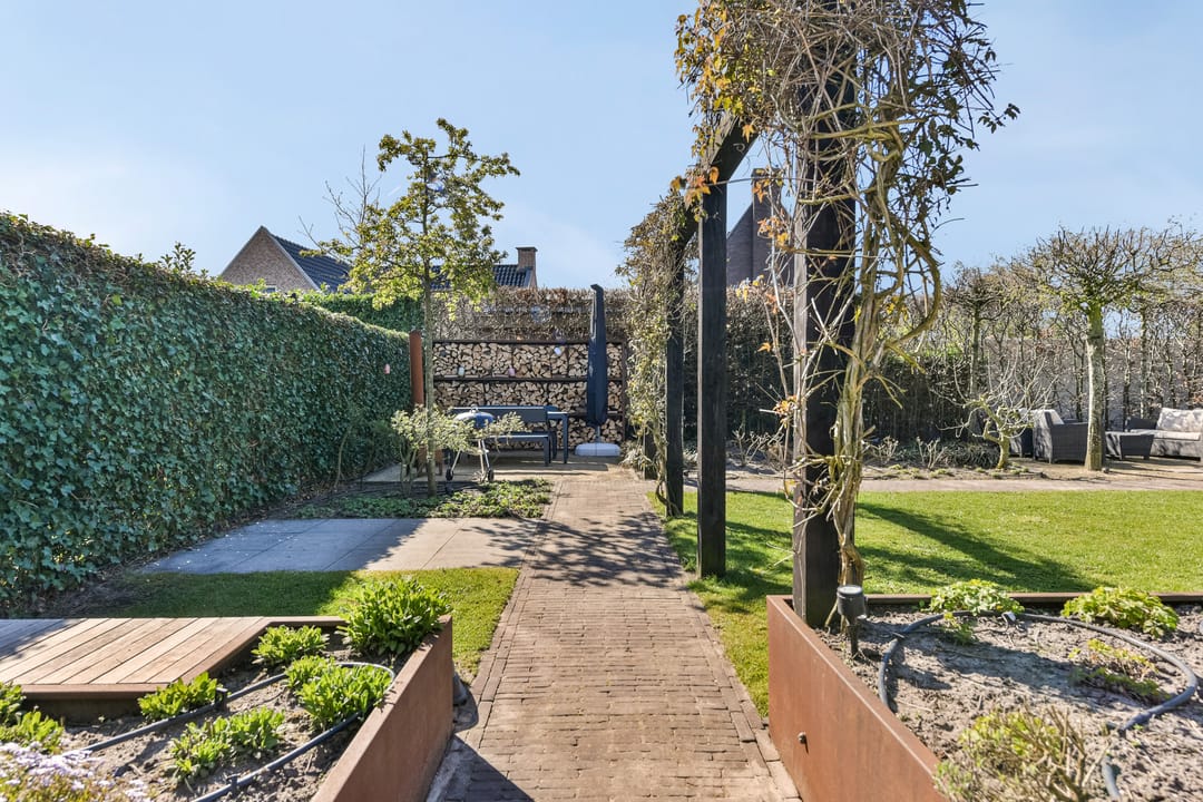 Photo 32 of Eindweg 6