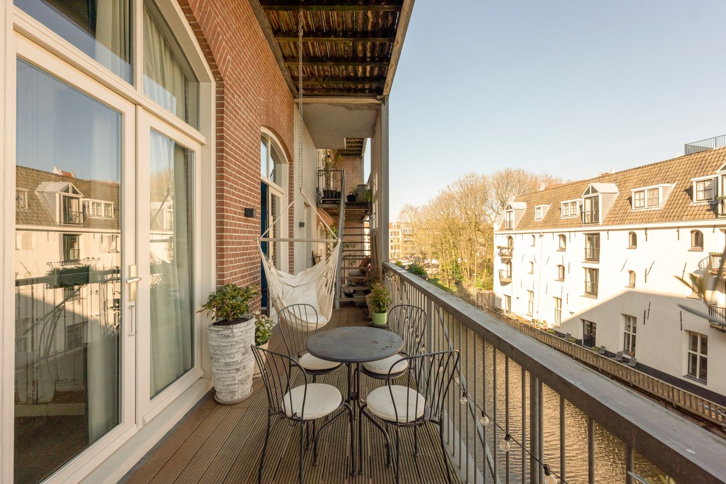 Photo 4 of Planciusstraat 17-E