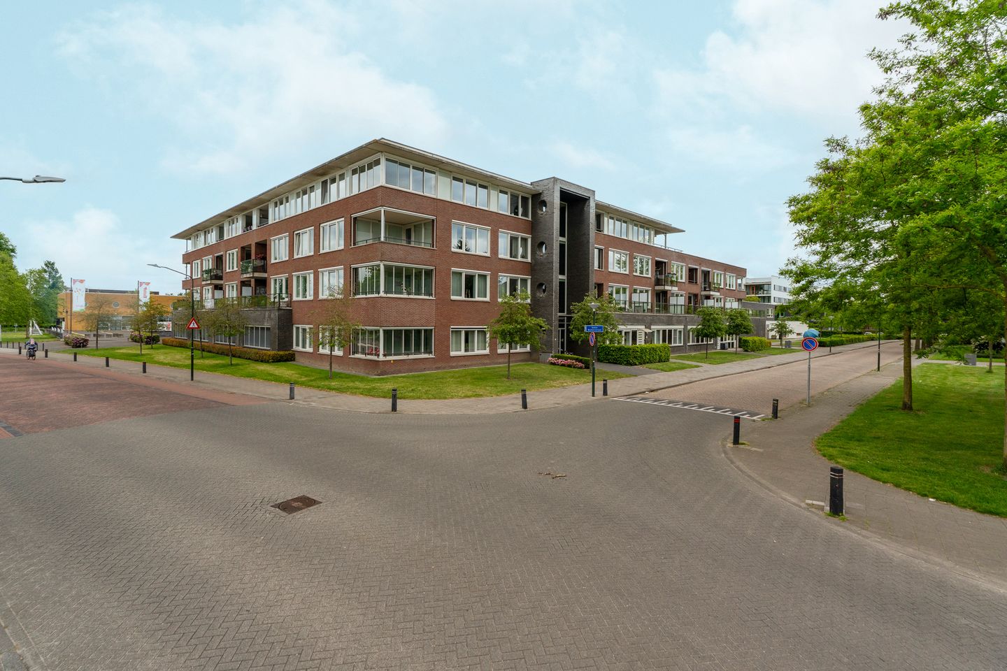 Photo 44 of Deken Baekersstraat 2-12