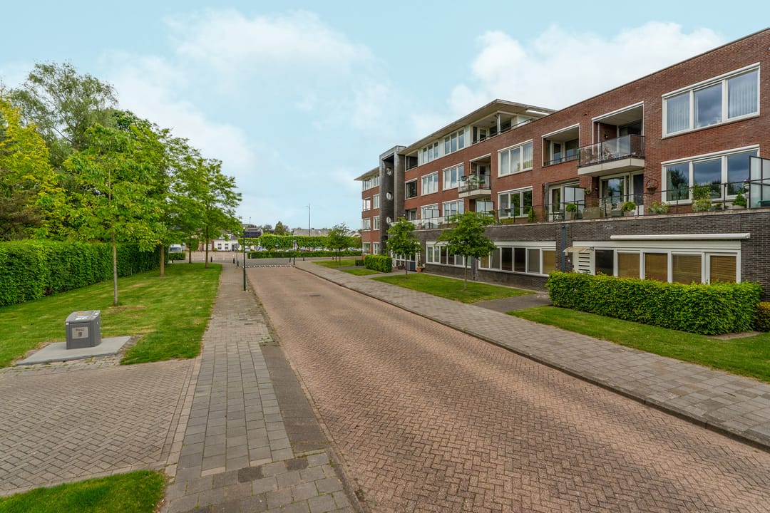 Photo 43 of Deken Baekersstraat 2-12