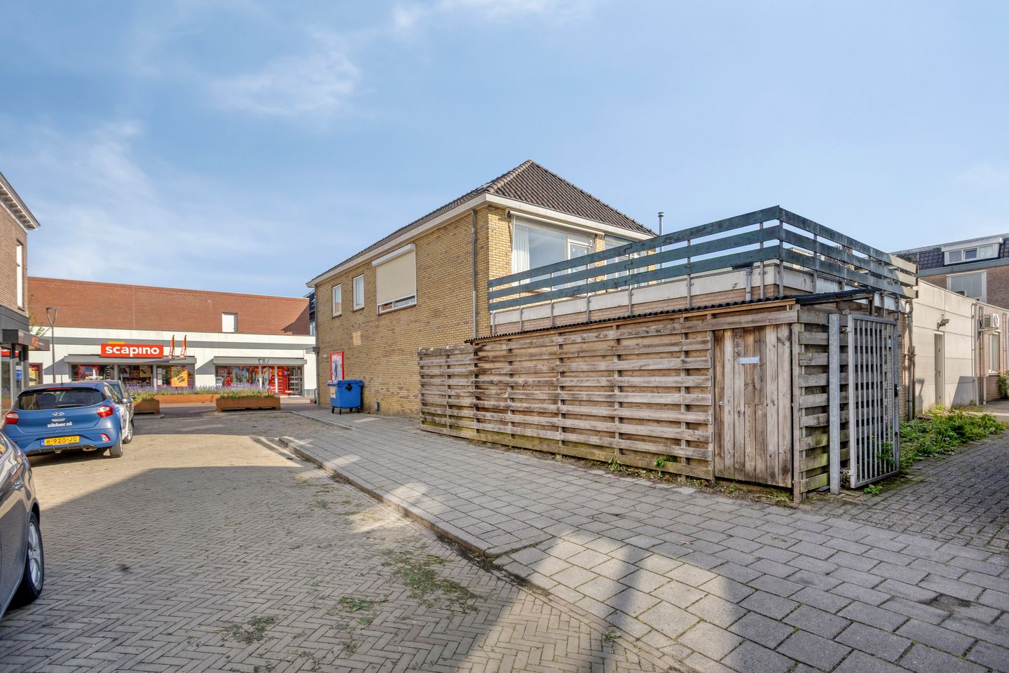 View photo 4 of Van Harenstraat 15