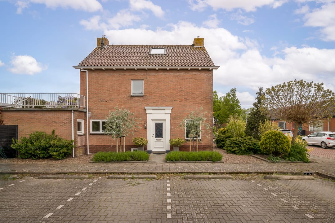 Foto 41 van Bernhardstraat 59