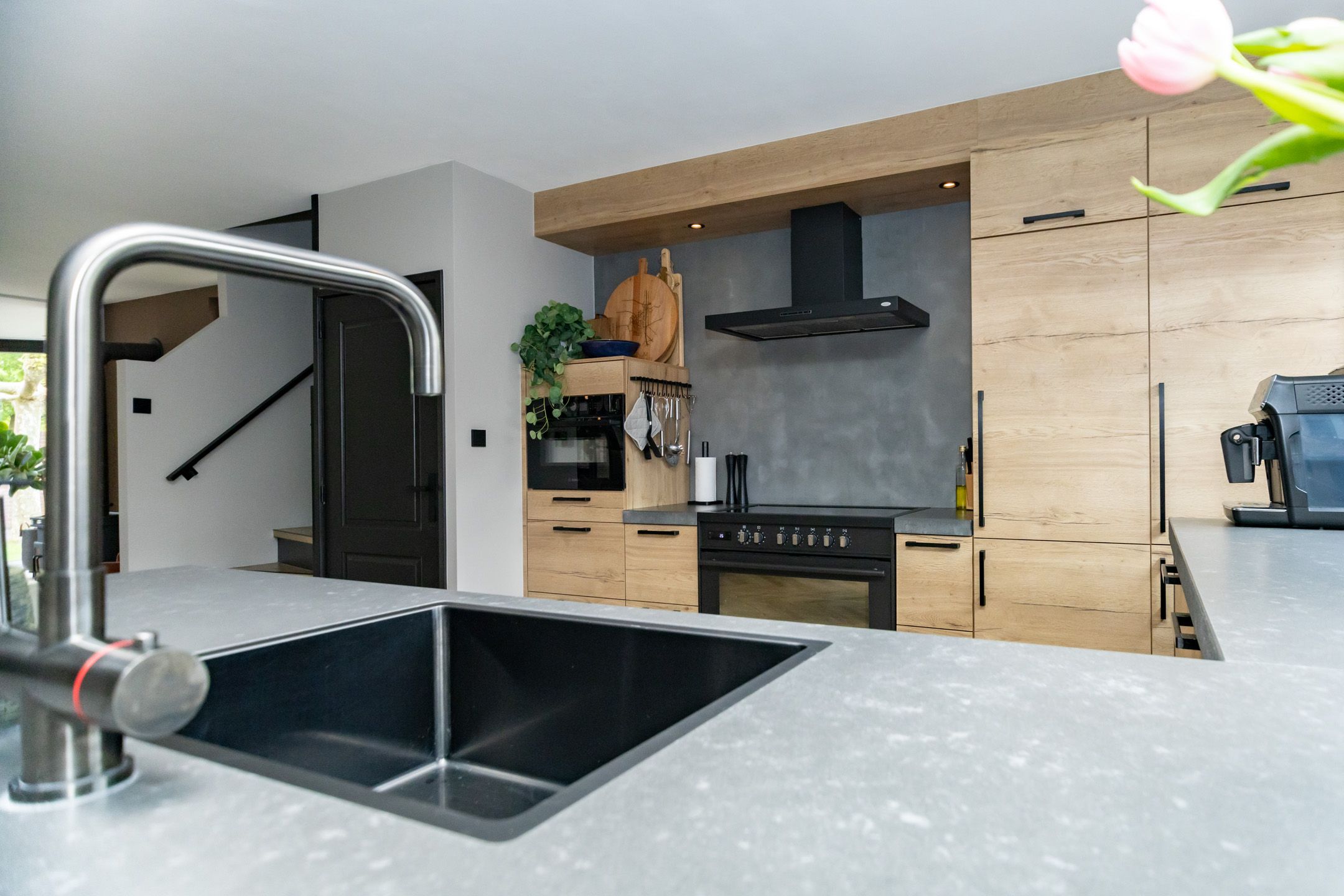 Fully renovated corner house with five bedrooms and energy label A near Hoorn — 15