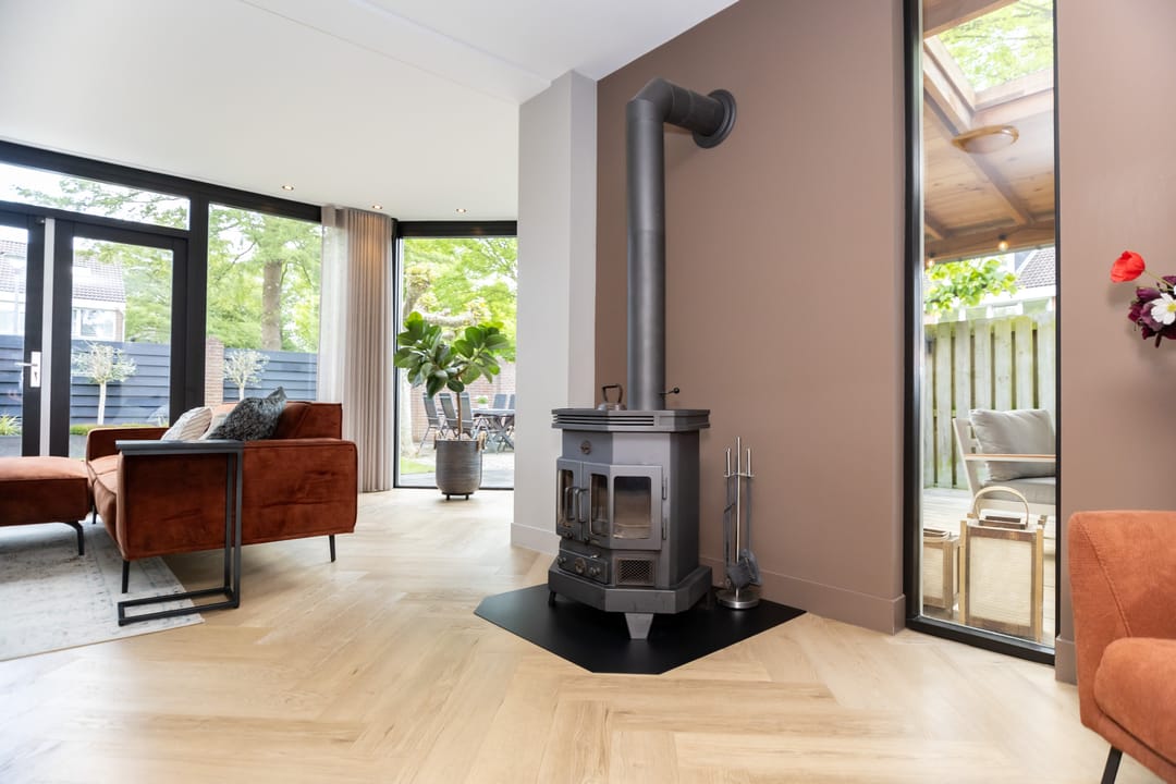 Fully renovated corner house with five bedrooms and energy label A near Hoorn — 23