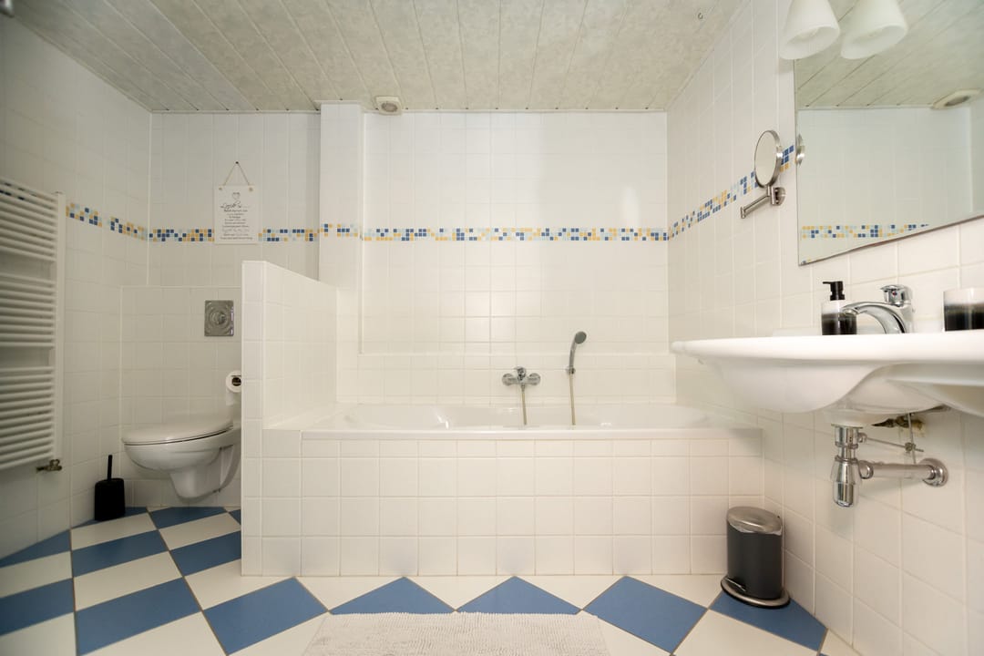 Fully renovated corner house with five bedrooms and energy label A near Hoorn — 37
