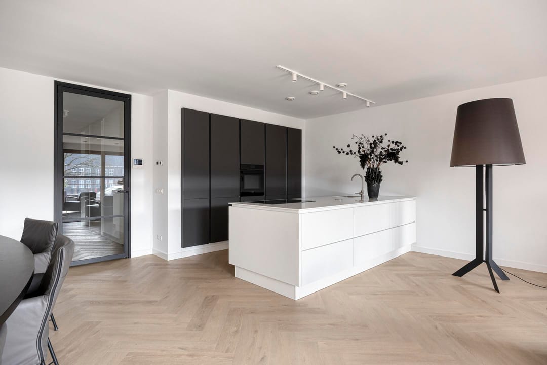 Photo 11 of Isabellastraat 20