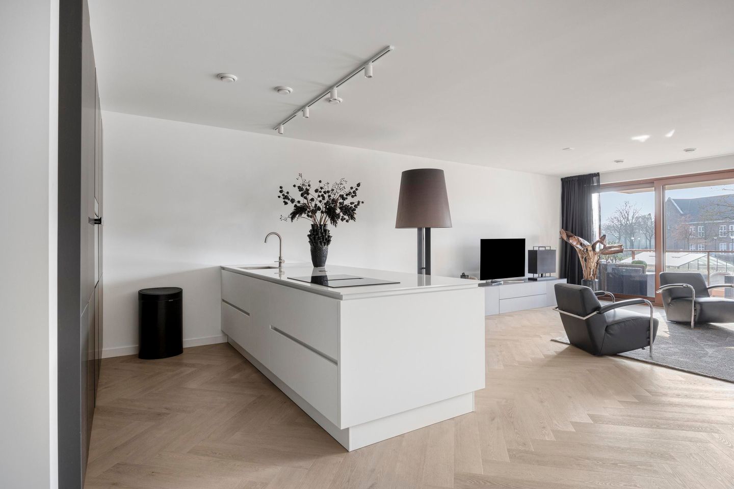 Photo 10 of Isabellastraat 20