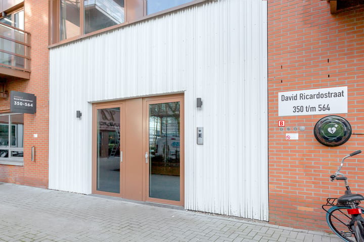 Photo 2 of David Ricardostraat 496