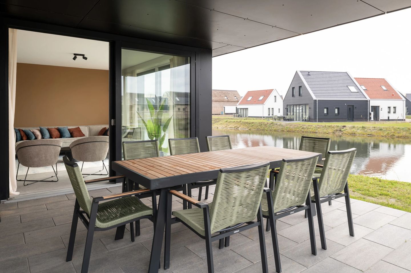 Photo 10 of Lampsinsdijk 8-091