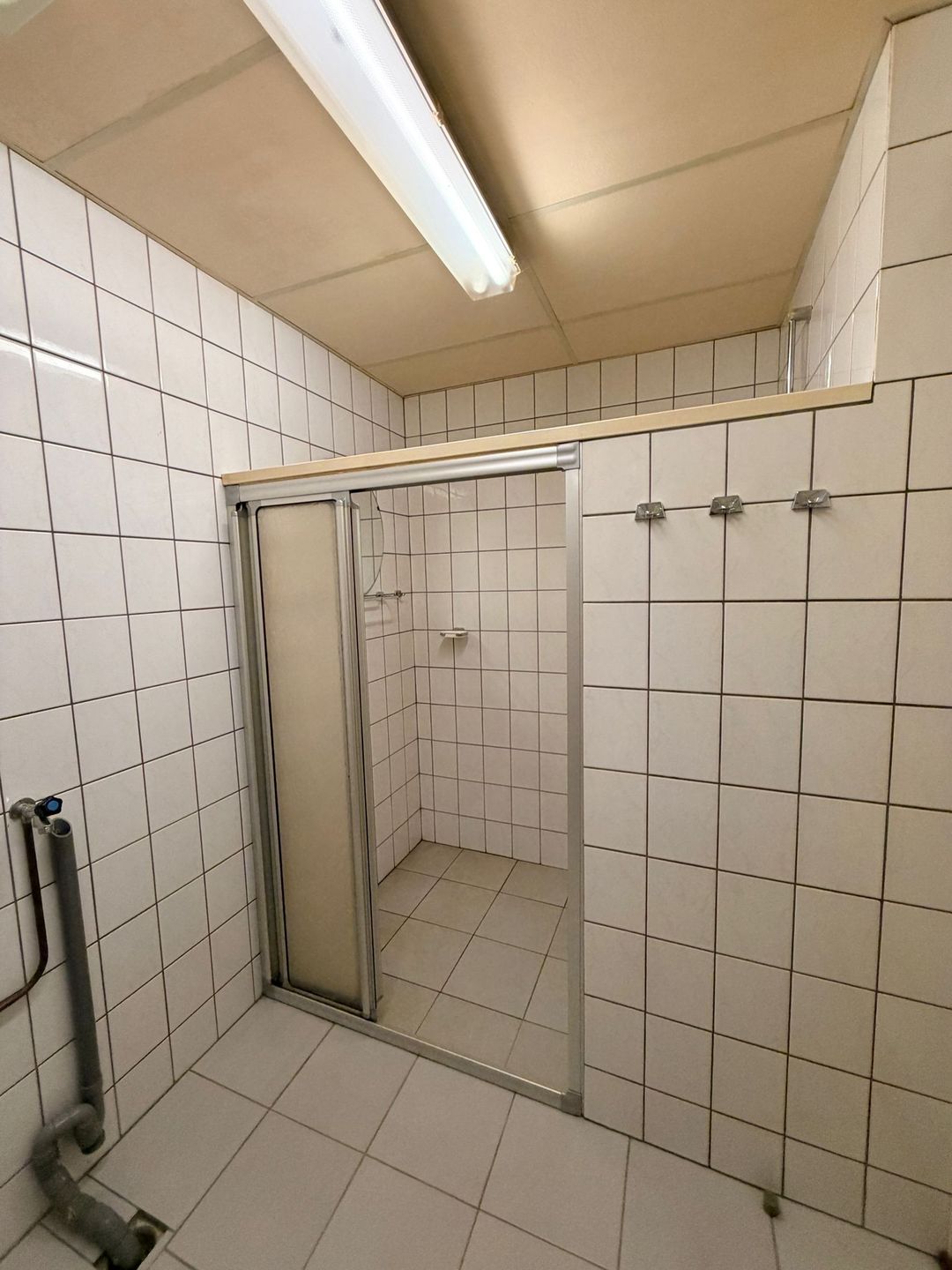 Photo 11 of Nieuwburen 14