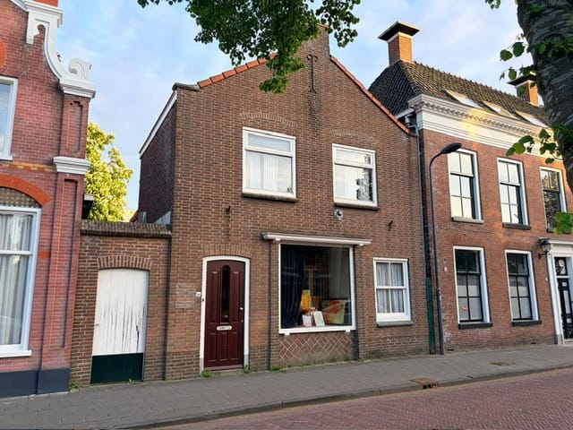 Nieuwburen 14