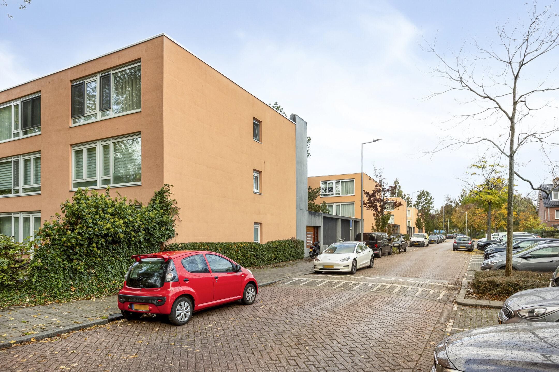 Photo 6 of Cannemanstraat 105