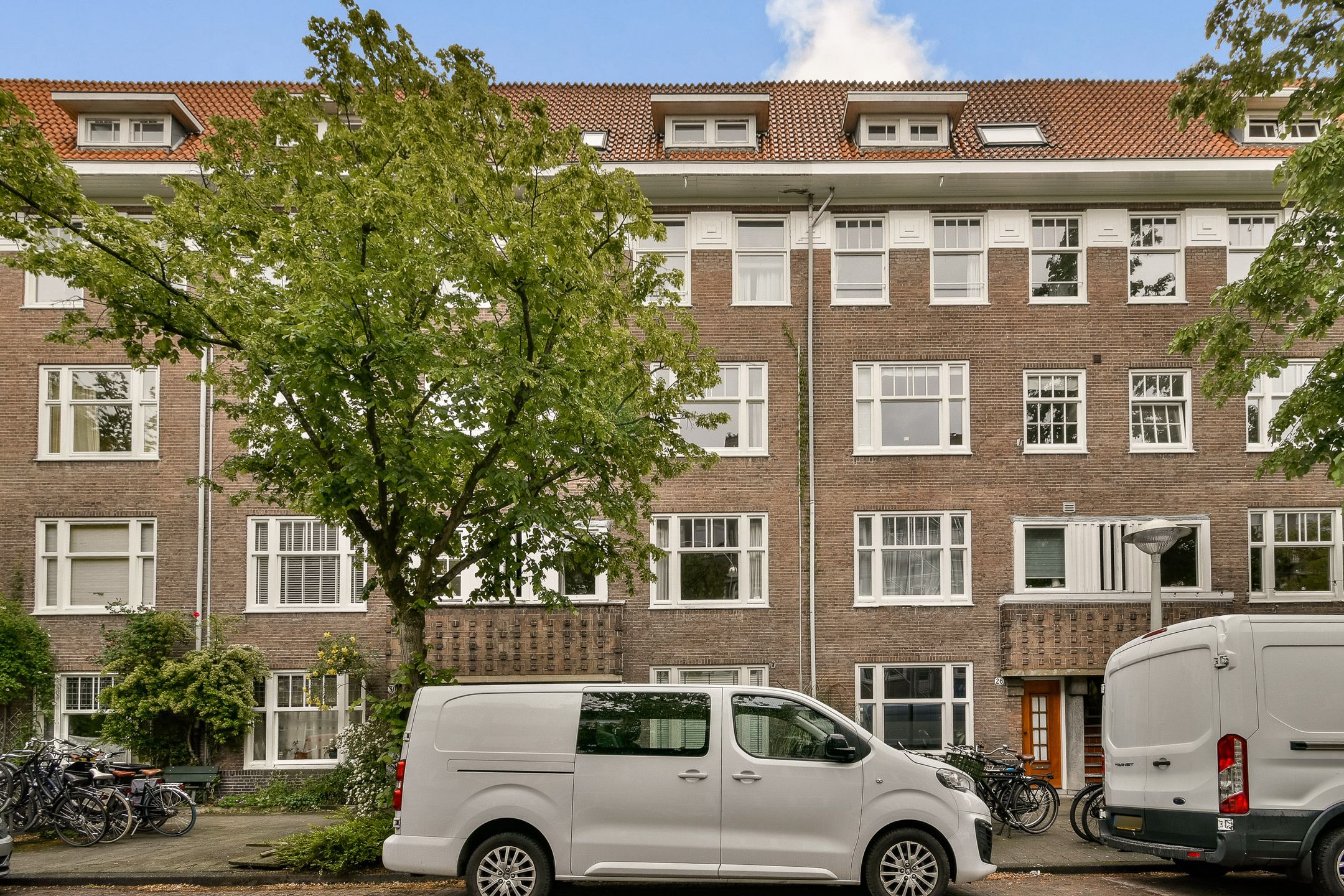 Sassenheimstraat 28- 28 1