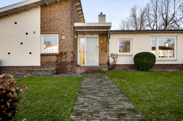 Vrijstaande woning te koop: Hambeek 13, Roermond